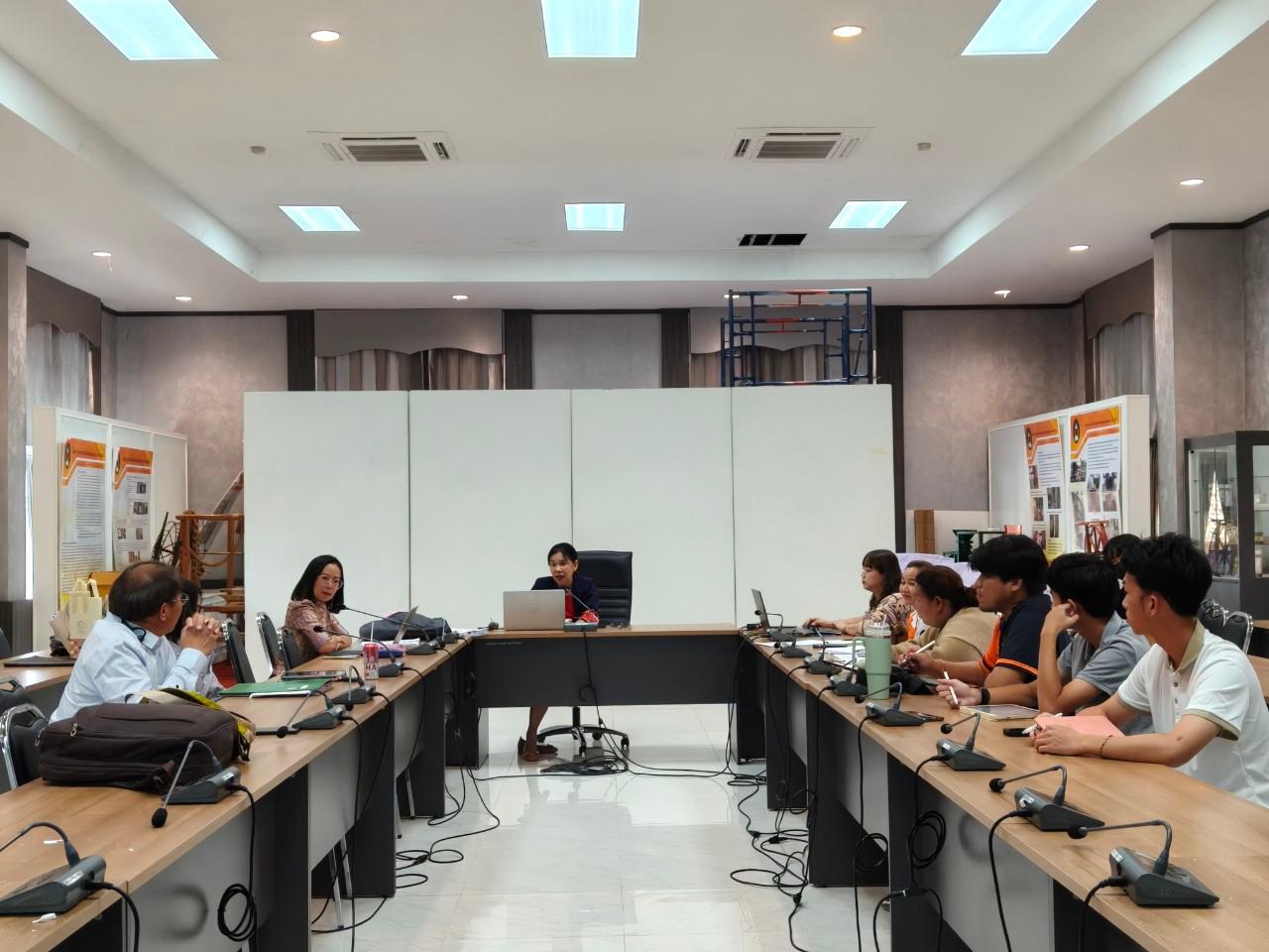 3. ประชุมบุคลากรประจำสำนักบริการวิชาการและจัดหารายได้ ครั้งที่ 1/2568 วันที่ 9 มกราคม 2568 ณ ห้องประชุม KPRU HOME ชั้น 1 สำนักบริการวิชาการและจัดหารายได้